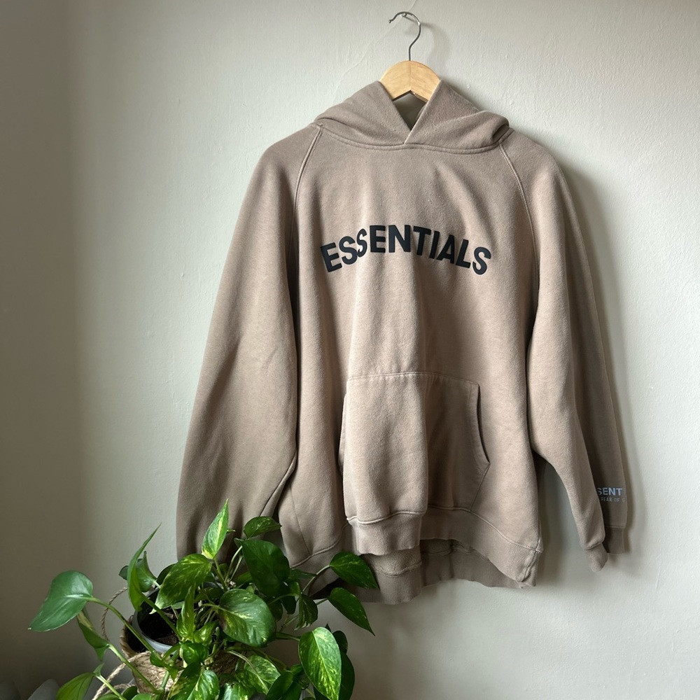 FEAR OF GOD — Essentials hoodie, tan